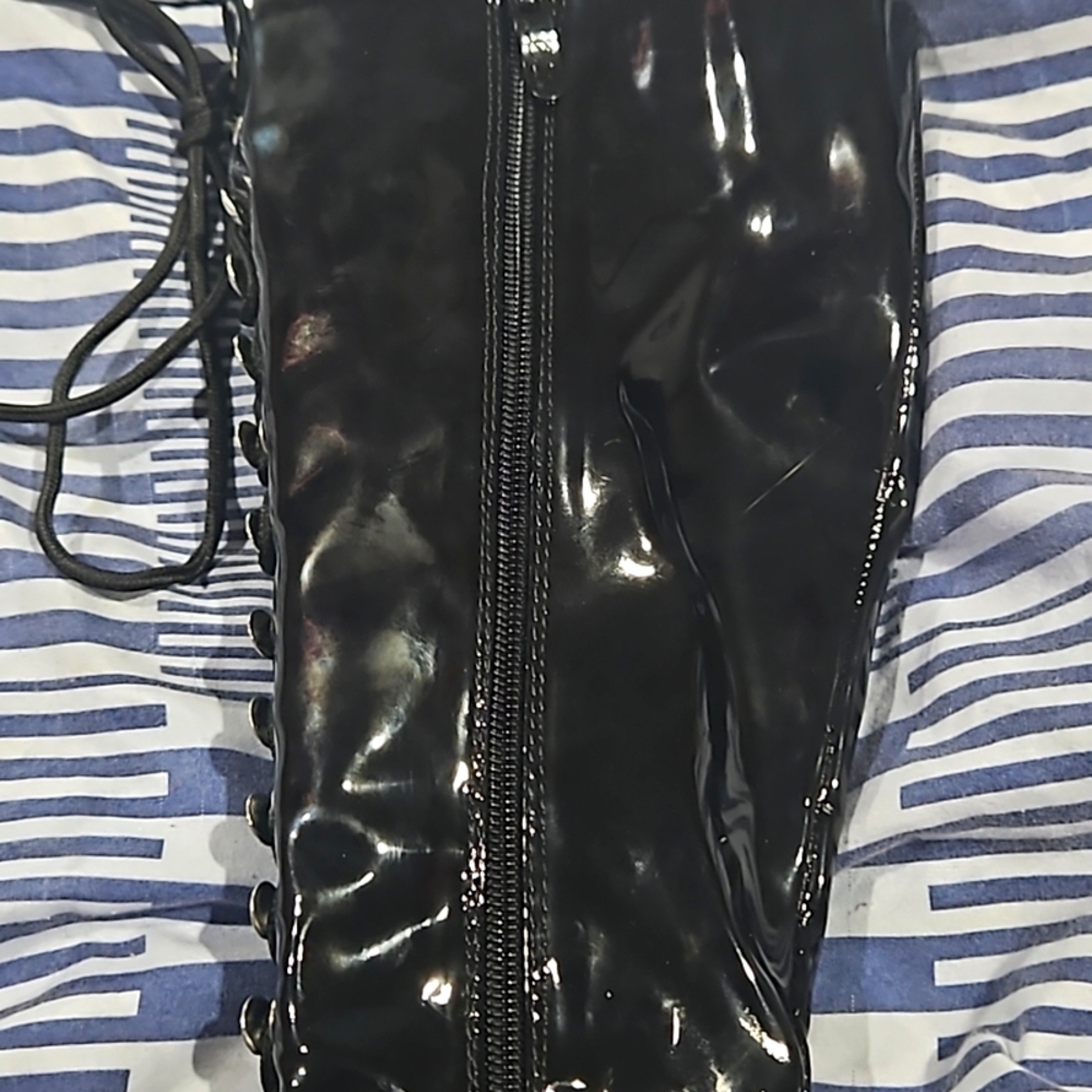 Ellie heeled black boots size 7 black
